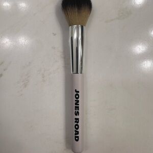 Jones Road Blush Brush